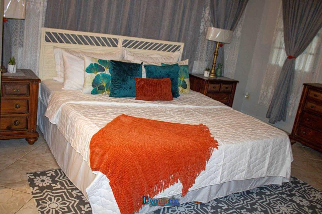 Adama Suites Potters Village Exterior photo